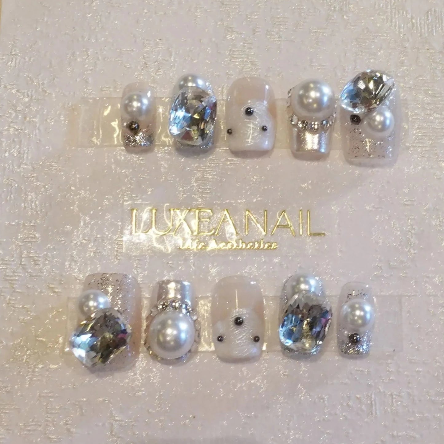 Special-Silver-Square-15mm-Press On Nail