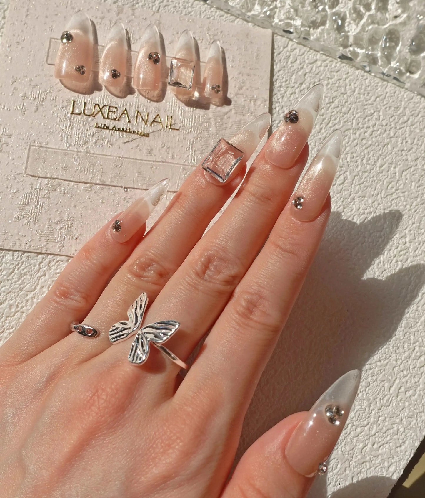 Luxy-White-Stiletto-30mm-Press On Nail