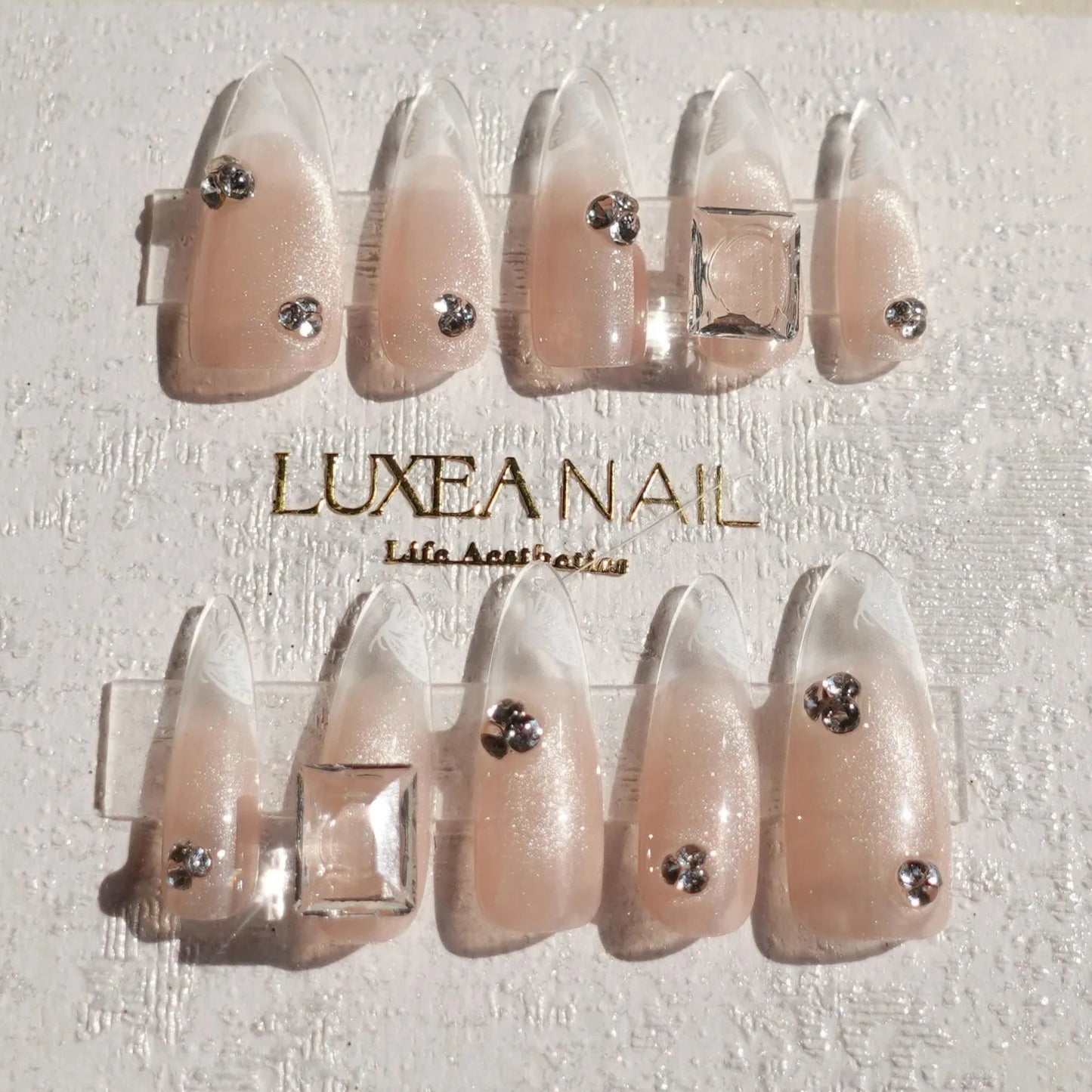 Luxy-White-Stiletto-30mm-Press On Nail