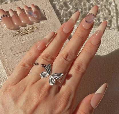 Classy-White-Almond-30mm-Press On Nail