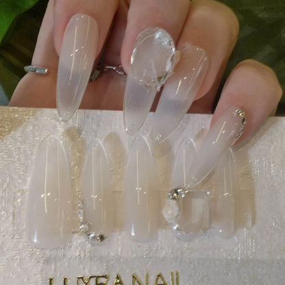 Classy-White-Stiletto-30mm-Press On Nail