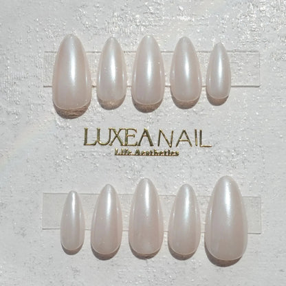 Classy-White-Stiletto-25mm-Press On Nail